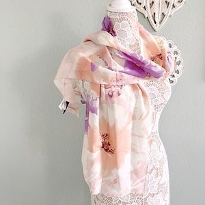 NEW CYNTHIA ROWLEY 100% Silk Watercolor Flowers Scarf